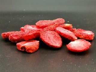 Bio Erdbeeren Scheiben gefriergetrocknet